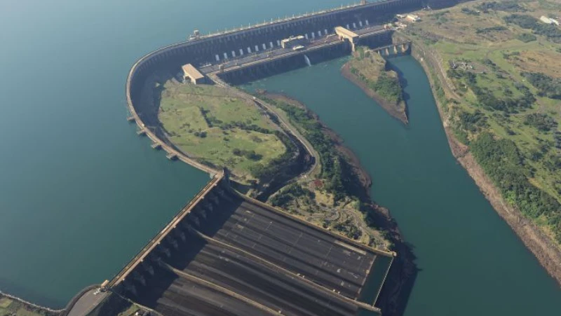 Itaipú Dam spillways